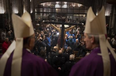 Barcelona Religious Procession Celebrates Long-Awaited Rain