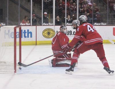 Ohio State men’s hockey upsets No. 2 seed Wisconsin to advance in Big Ten Tournament