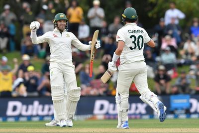 Carey's 98 Drags Australia Home In New Zealand Test Thriller