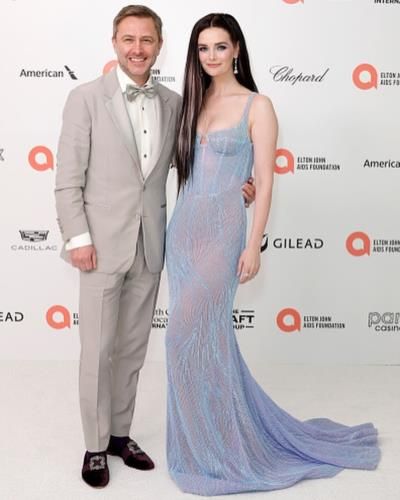 Celebrity Couple Chris Hardwick And Wife Shine On Red Carpet