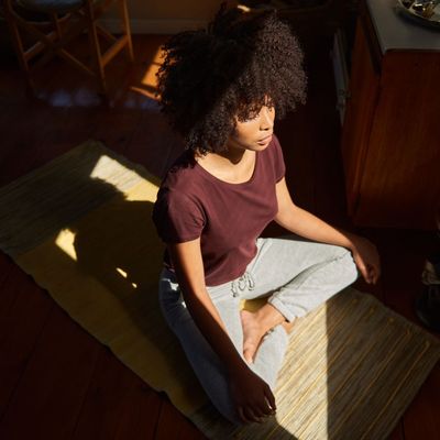 Self-hypnosis is soaring in popularity RN - I tried it after hearing that it could boost your mood and mental health from home