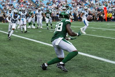 Jets bring back Kenny Yeboah on one-year deal