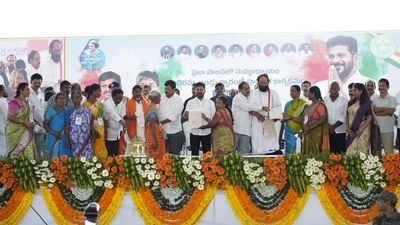 CM launches Indiramma housing scheme in Bhadrachalam; 4.50 lakh houses sanctioned with an outlay of ₹22,500 crore
