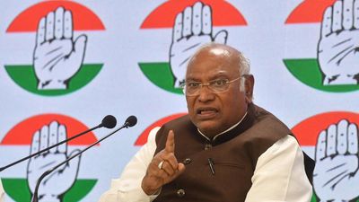 Mallikarjun Kharge cautions BJP that any bid to change or rewrite Constitution will cause an upheaval