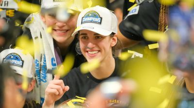 Cameras Caught Caitlin Clark Making Young Fans’ Day After Winning Big Ten Title