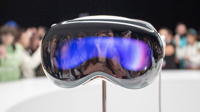 Apple Vision Pro is going to make knee replacement surgery easier and safer for healthcare professionals