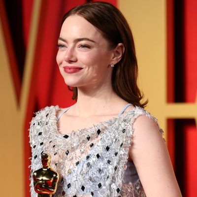 Emma Stone Changes Out of Her Ripped Oscars Louis Vuitton Dress Into a Sparkly Gown