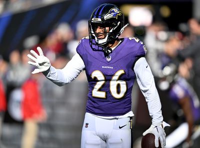 Bengals agree to terms with free agent safety Geno Stone