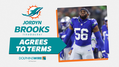Dolphins agree to terms with LB Jordyn Brooks on three-year deal