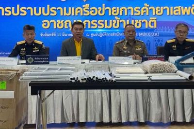 Three arrests in Soi Nana drugs crackdown
