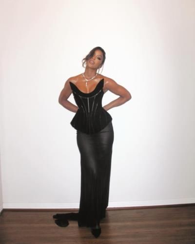 Kelly Rowland's Glamorous Post-Party Look Shines On Instagram