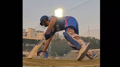 Watch: Arjun Tendulkar's lethal yorker throws batsman off his feet in MI nets