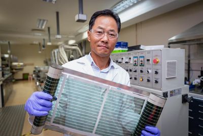CSIRO claims new record for energy efficiency in lightweight printed solar cells
