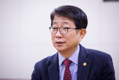South Korea's Land Minister Cautious On Aging Population's Impact