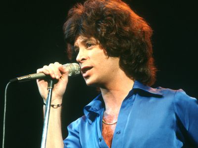 Eric Carmen, singer-songwriter of 'All By Myself' and 'Hungry Eyes,' dies at 74