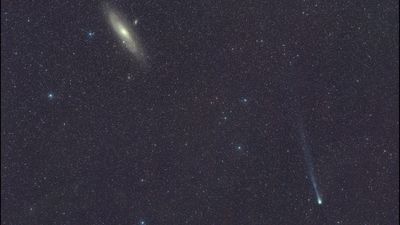 Watch 'horned' comet 12P/Pons-Brooks zoom past the Andromeda Galaxy live today (video)
