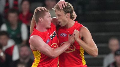 Suns' moment of clarity sets up Rowell for records