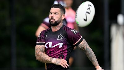 Reynolds to fire for Broncos against old club: Walters