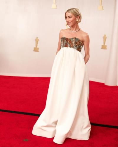 Julianne Hough Shines Bright At The Oscars With Radiant Beauty