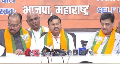 Setback to Maharashtra Congress as former Minister Padmakar Valvi joins BJP