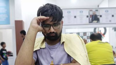 Dhruv Muthe upsets K Raja Aravind in All India Grand Prix Chess Series
