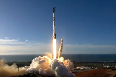 SpaceX resets attempt at record-tying Falcon 9 launch after Wednesday night scrub