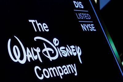 Dimon Backs Iger In Disney Proxy Fight, Stock Up On Optimism