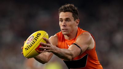 Kelly to play 200th Giants game against childhood club