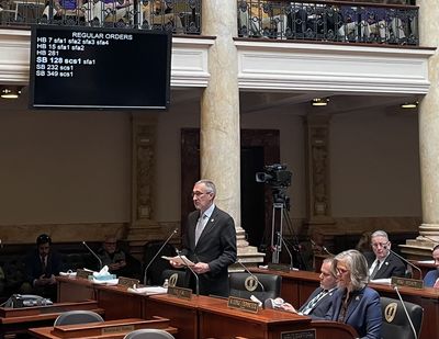 Kentucky Senate supports call for study on universities' postbaccalaureate offerings