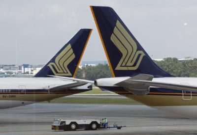 Singapore Airlines Prepares 10-Year Dollar Bond Issuance
