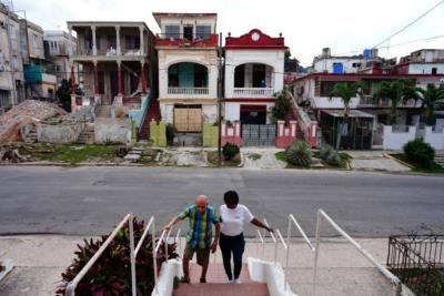 Cuba's Private Sector Offers Elderly Care Services