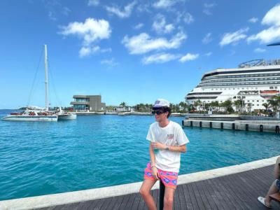 Hayden Summerall And Friends Enjoying The Bahamas Paradise