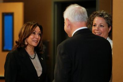Kamala Harris puts abortion front and center with visit to Minnesota clinic