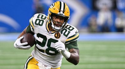 AJ Dillon to Re-Sign With Packers, Join Josh Jacobs in Backfield, per Report
