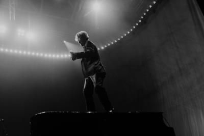 Capturing Tom Odell's Electrifying Stage Presence Through Stunning Imagery