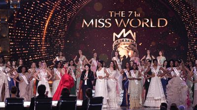 Archana Kochhar’s Miss World marvel: A fashionable fusion journey celebrating India’s rich tapestry