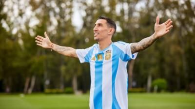 Ángel Di María Showcases New Argentina Jerseys With Pride
