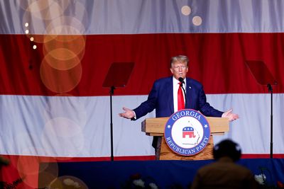 Trump props up RNC for his next Big Lie