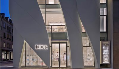 Christian de Portzamparc’s Dior Geneva flagship store dazzles and flows