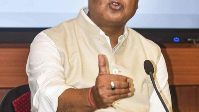 Himanta threatens to sue Congress MP over poll bonds allegation