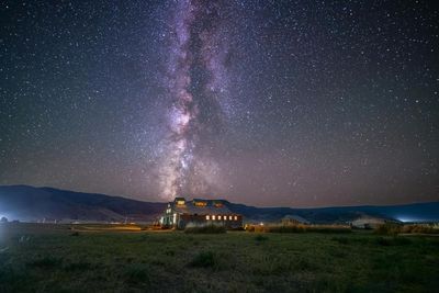 Stargazer’s paradise: Oregon area named world’s largest dark sky sanctuary