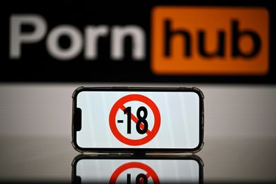 Pornhub Halts Texas Operations in Response to State's Age-Verification Legislation