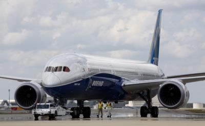 Boeing Advises Inspection Of Dreamliner Cockpit Seats After Plunge