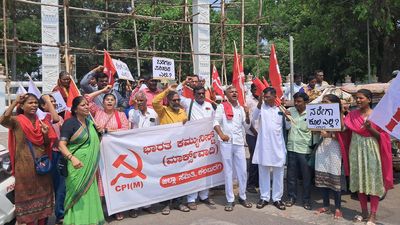 CPI-M activists protest against visit of Prime Minister Narendra Modi to Kalaburagi