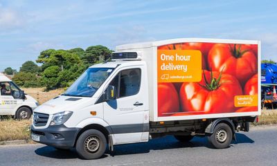 Sainsbury’s and Tesco resolve technical issues that disrupted deliveries