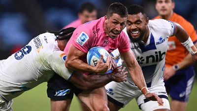 Wasteful Waratahs fall to Blues in Super Rugby