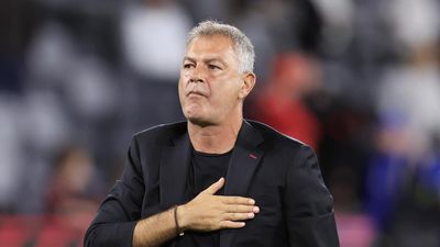 Wanderers coach Rudan says sorry for media no-show