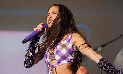 Olivia Rodrigo stops distribution of morning-after pill at her concerts