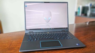Alienware's latest gaming laptop offers one of the best portable PC gaming experiences I've ever tried in my life