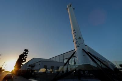 Spacex Building Spy Satellite Network For US Intelligence Agency
